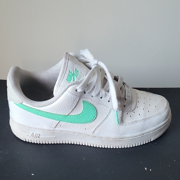 Nike Other - Girls Nike White and Green Sneakers Classic Low-Top Design